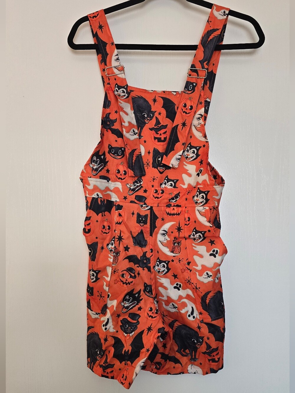 Halloween Lightweight Romper With Pockets With Adjustable Straps - Picture 4 of 4
